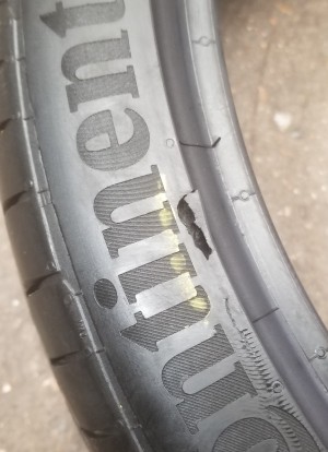 265 35 R 21 101Y XL Continental Sport Contact 5P TO TESLA 5.5-6mm L659
