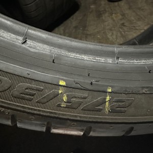275 30 ZR 20 97Y XL Pirelli P Zero MOE * Runflat pz4 M409 DOT19 5MM+