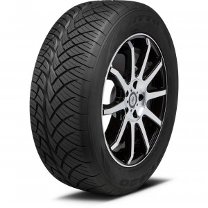 275 55 R 20 117H M+S Nitto NT4205