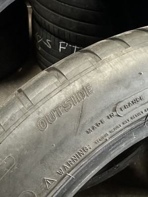 295 40 R 20 106Y Michelin Latitude Sport 3 N0 4mm+ R23 DOT15