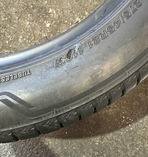 275 45 R 21 110W XL Bridgestone Alenza 001 6.5mm+ R237 DOT22