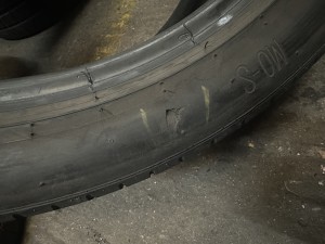 325 35 R 23 111Y Pirelli P Zero PZ4 MO-S PNCS 4.5mm+ R633 DOT21