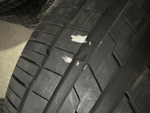 285 45 R 21 113Y XL Hankook VENTUS EVO3 SUV AO R727 X2 P WORN TYRES 5MM+ DOT19
