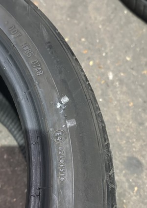295 35 R 20 105Y XL Continental Max Contact MC6 4.5mm+ R747 DOT17